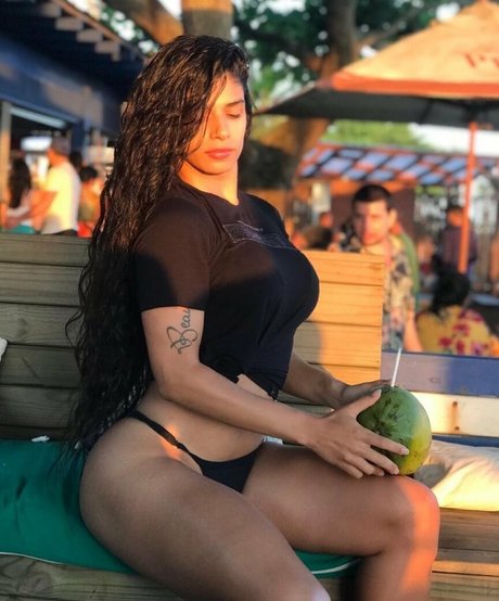 Linda De Morrer xxx model img