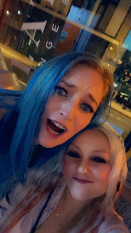 petitiepolly pornstar xxx gallery