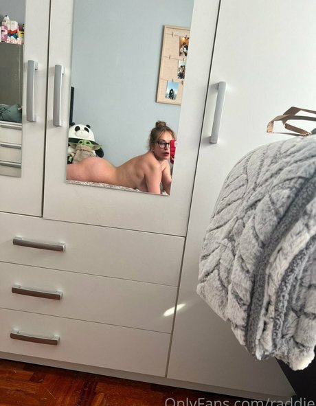 Raddie Llod hot pornstar pic