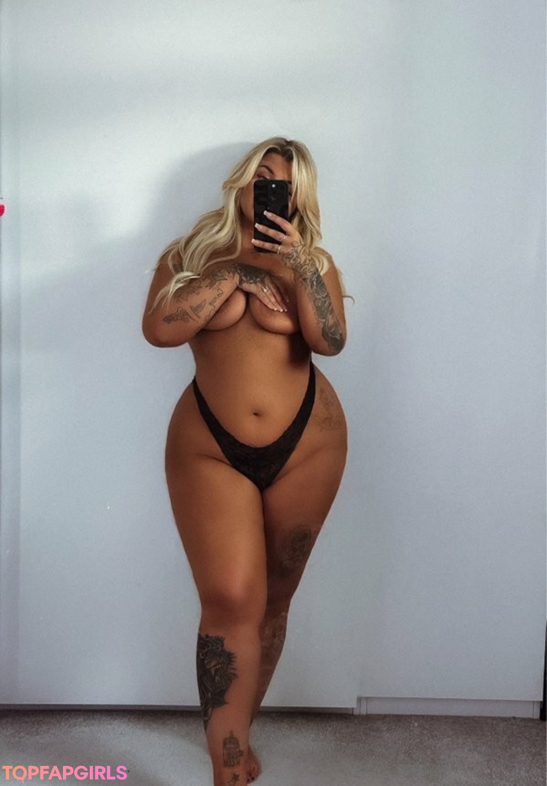Onlyelliej nudes star picture