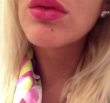 Gatina 22 star erotic images