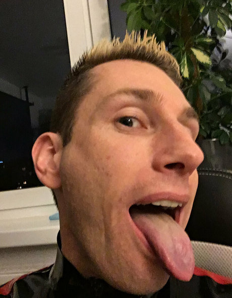 down onlyfans beautiful naked photos