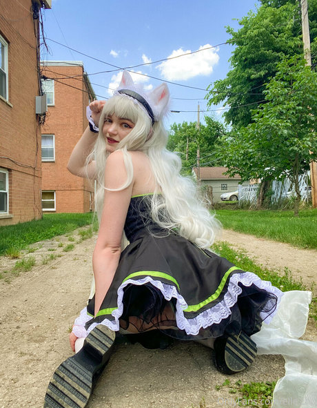 elle chu pornstar beautiful galleries