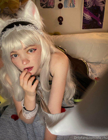 elle chu nude pornstar archive