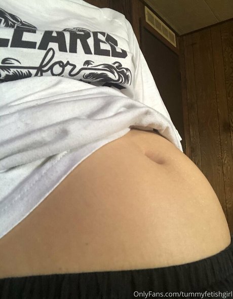 tummyfetishgirl exclusive star image