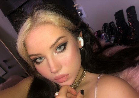 katyakittyxo profile image