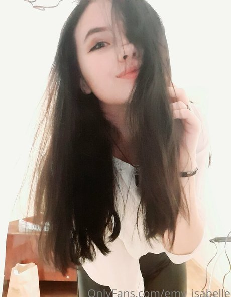 emy isabelle model hot picture