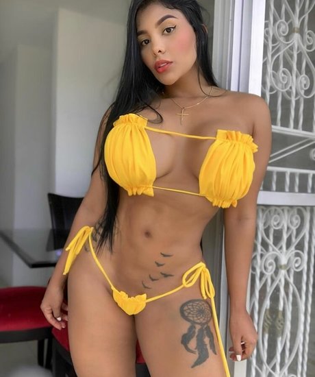 Caro Velez Betancourth star best img