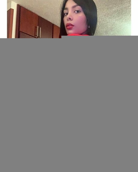 Caro Velez Betancourth high quality actress img