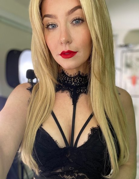 Creative Calm ASMR star xxx picture