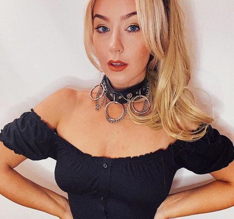 Creative Calm ASMR art pornstar pics