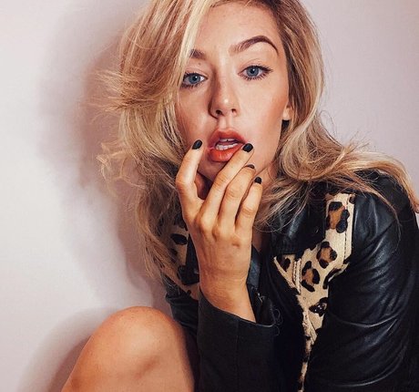 Creative Calm ASMR profile image