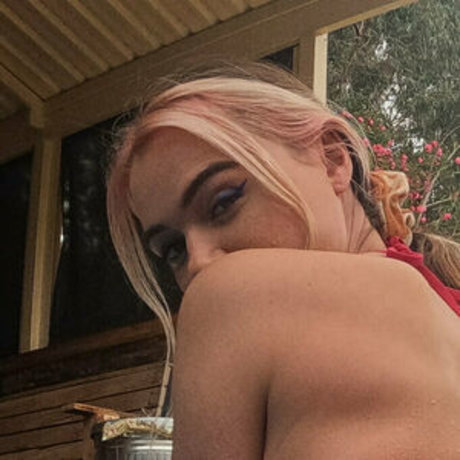 tashpeterson free model gallery