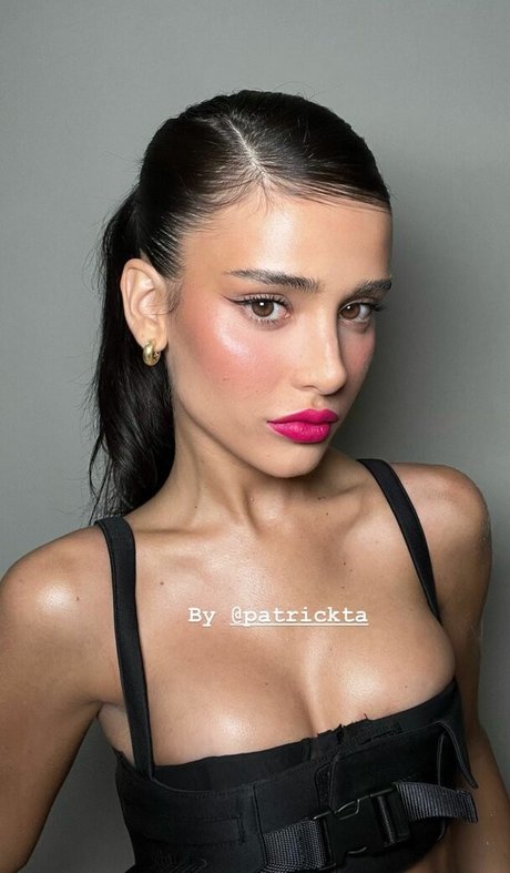 Livia Nunes Marques nice model pics