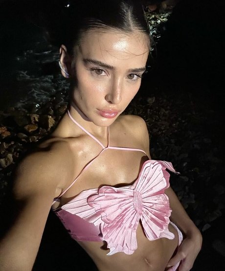 Livia Nunes Marques erotic pornstar gallery