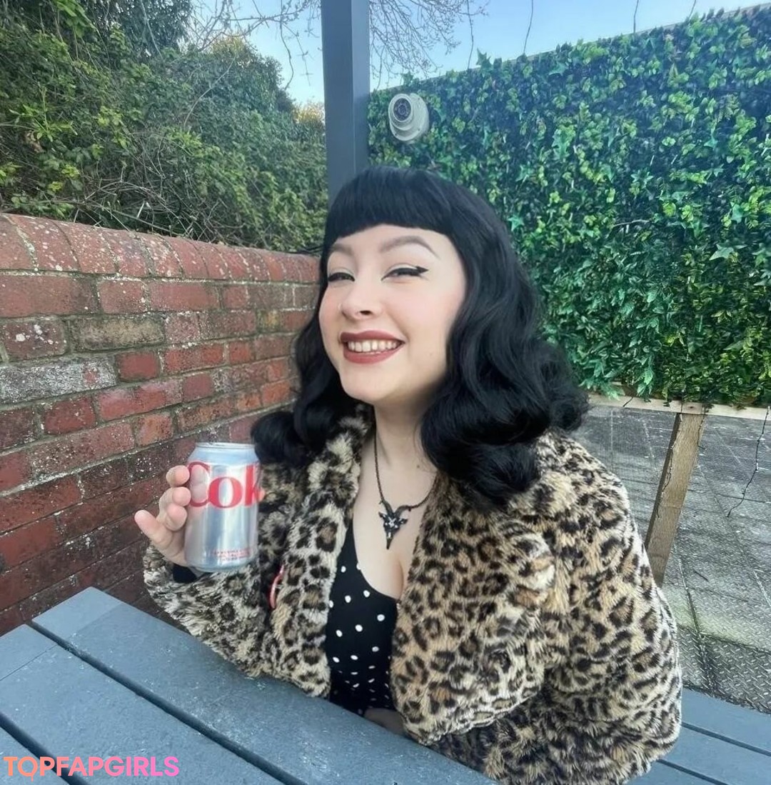 xalexaddams star top image