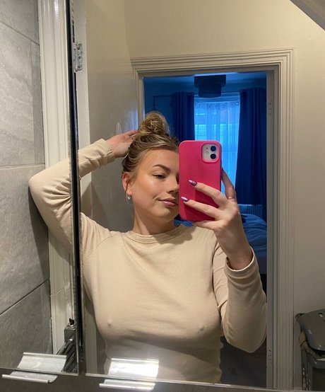 holliesworldd best actress image