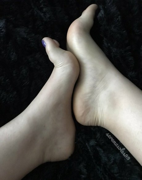 serenasoles99 nudes star galleries