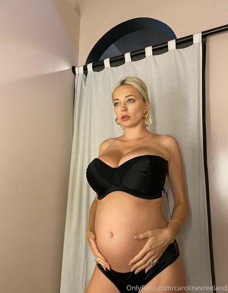 carolinevreeland star pornographic gallery