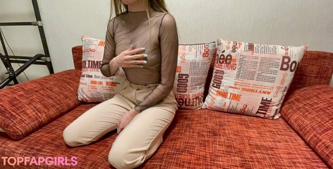 shemale onlyfans nude images