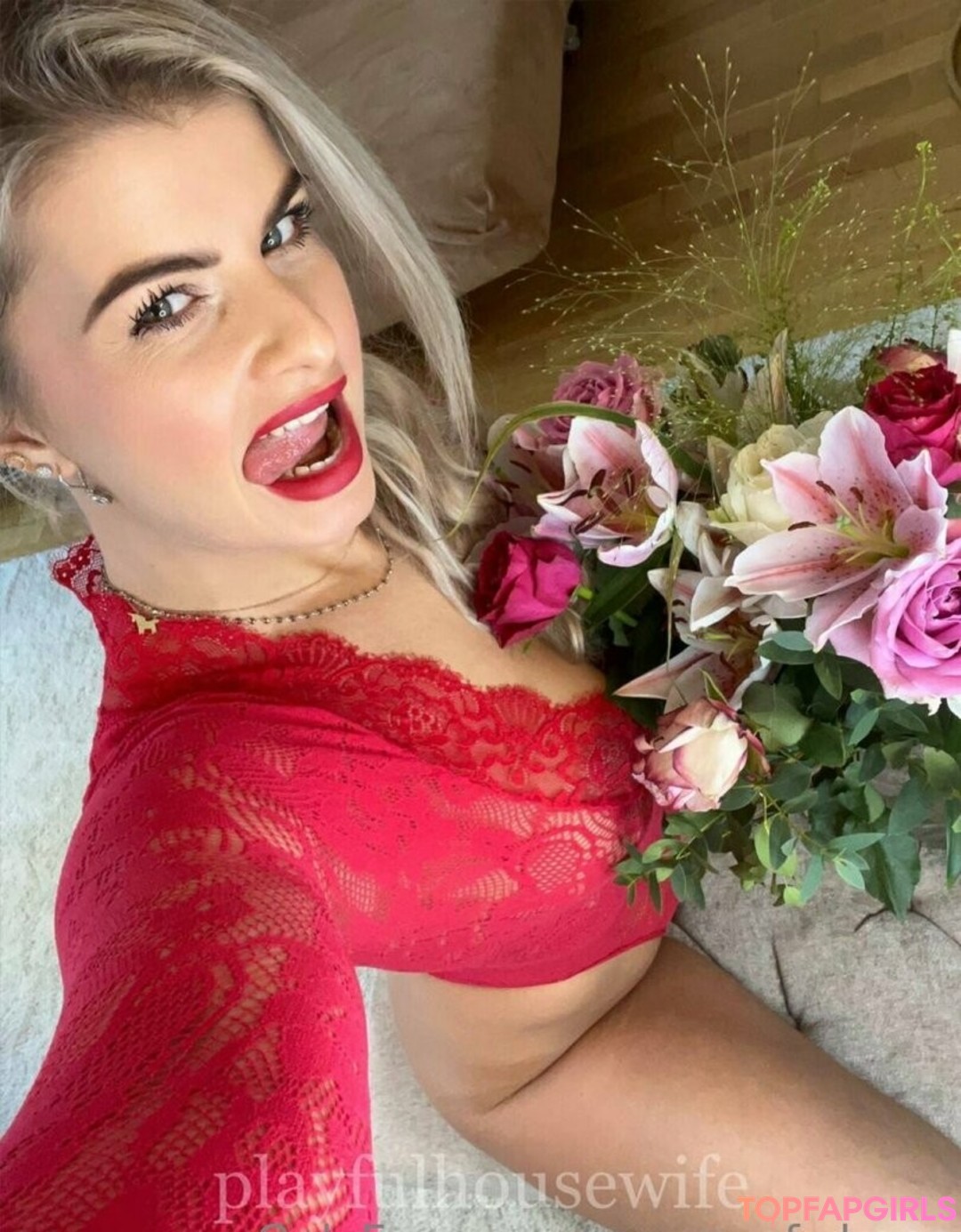 queen of drgns erotic model images