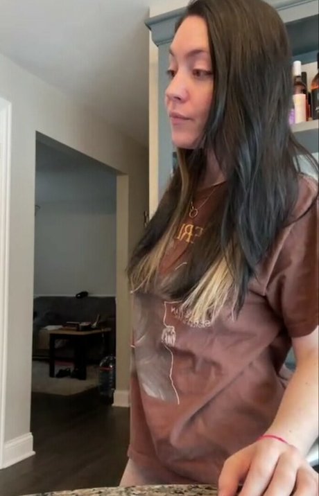 saggy tits onlyfans hot archive