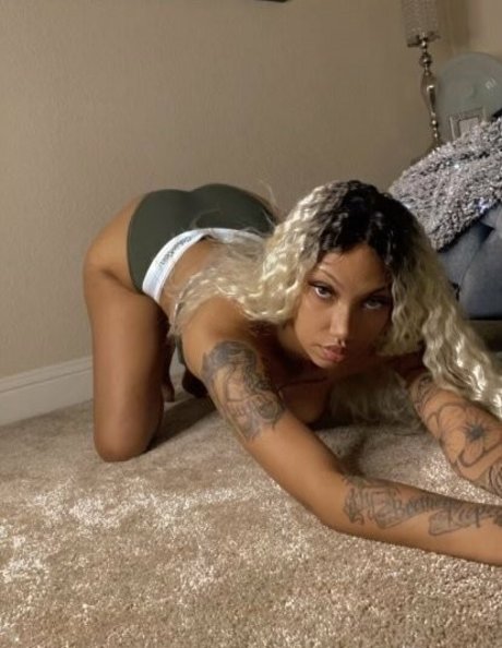 beautiful big boobs onlyfans free naked image