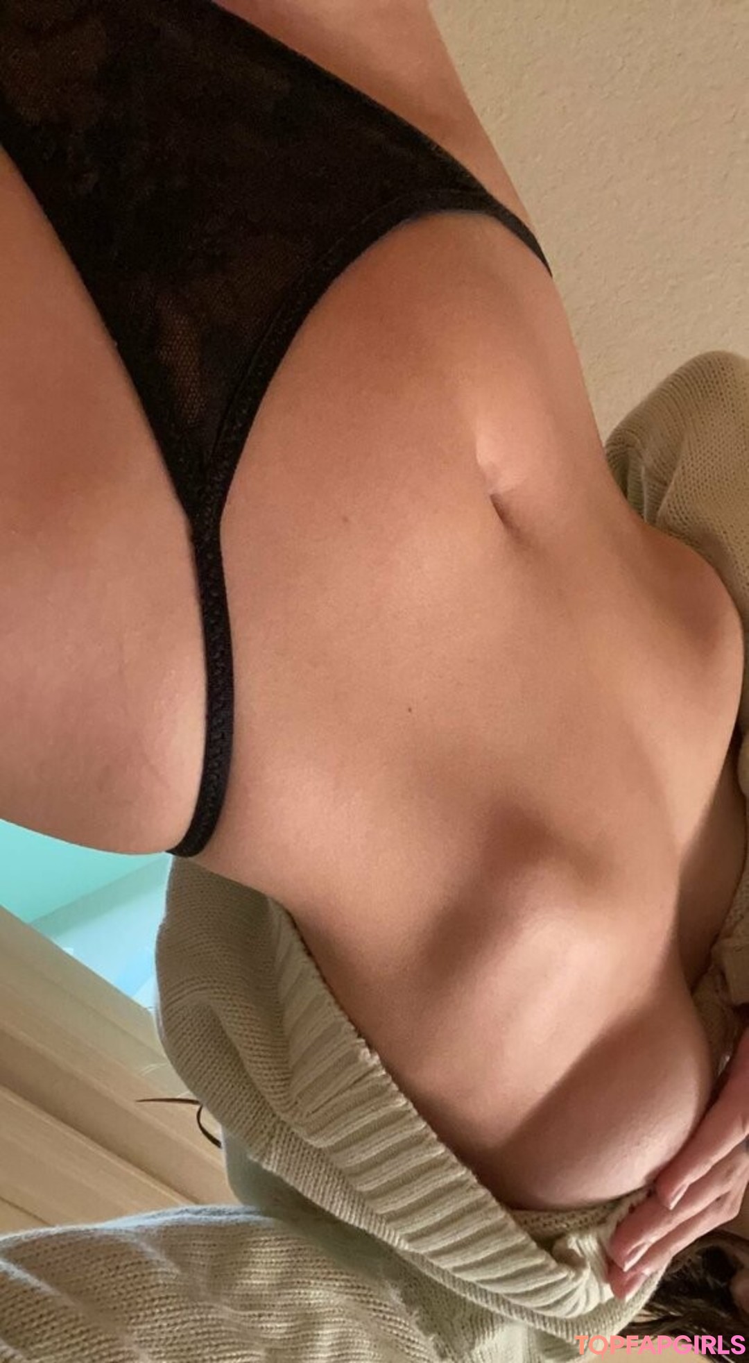 ellysykes star exclusive images