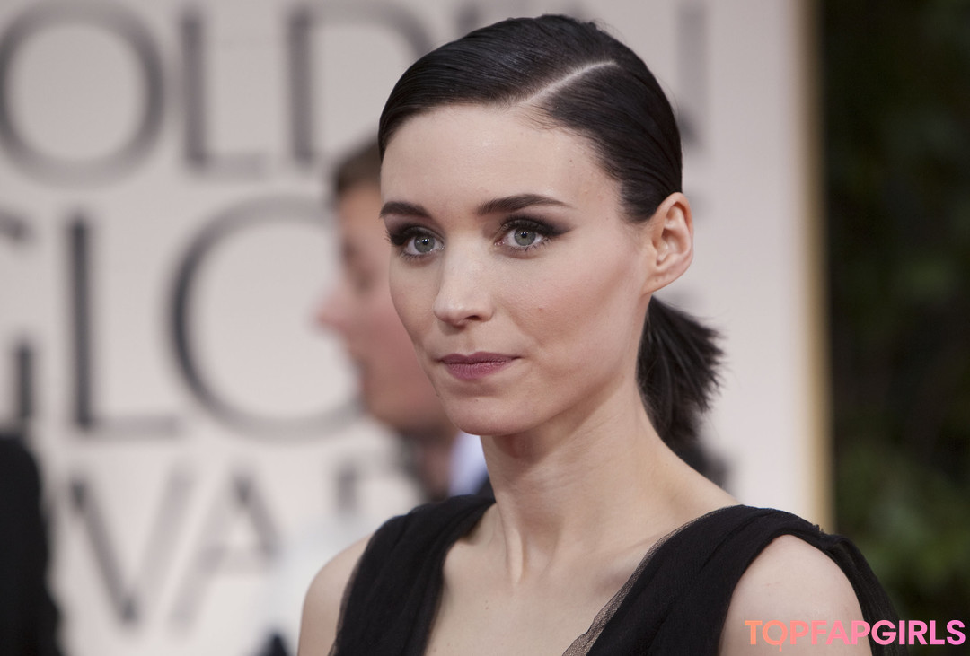 Rooney Mara model art gallery
