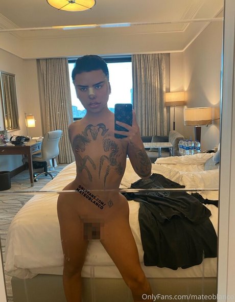 italian milf onlyfans adult img