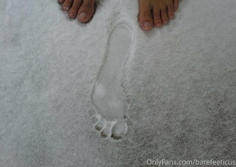 barefeeticus erotic model gallery