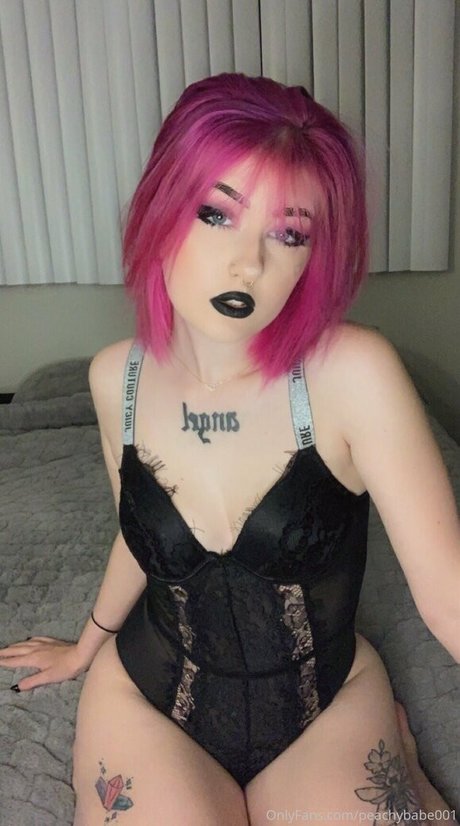 peachybabe001 pornographic star picture