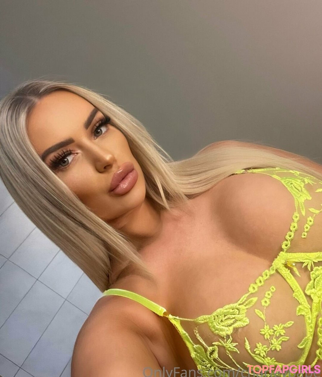 charleybabe erotic star pic