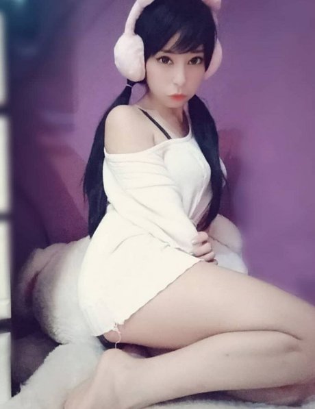 clothed onlyfans porno image