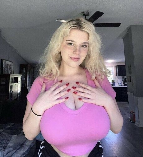 Xohalz444 exclusive model pics