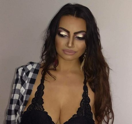 Lupulescu P star adult pictures