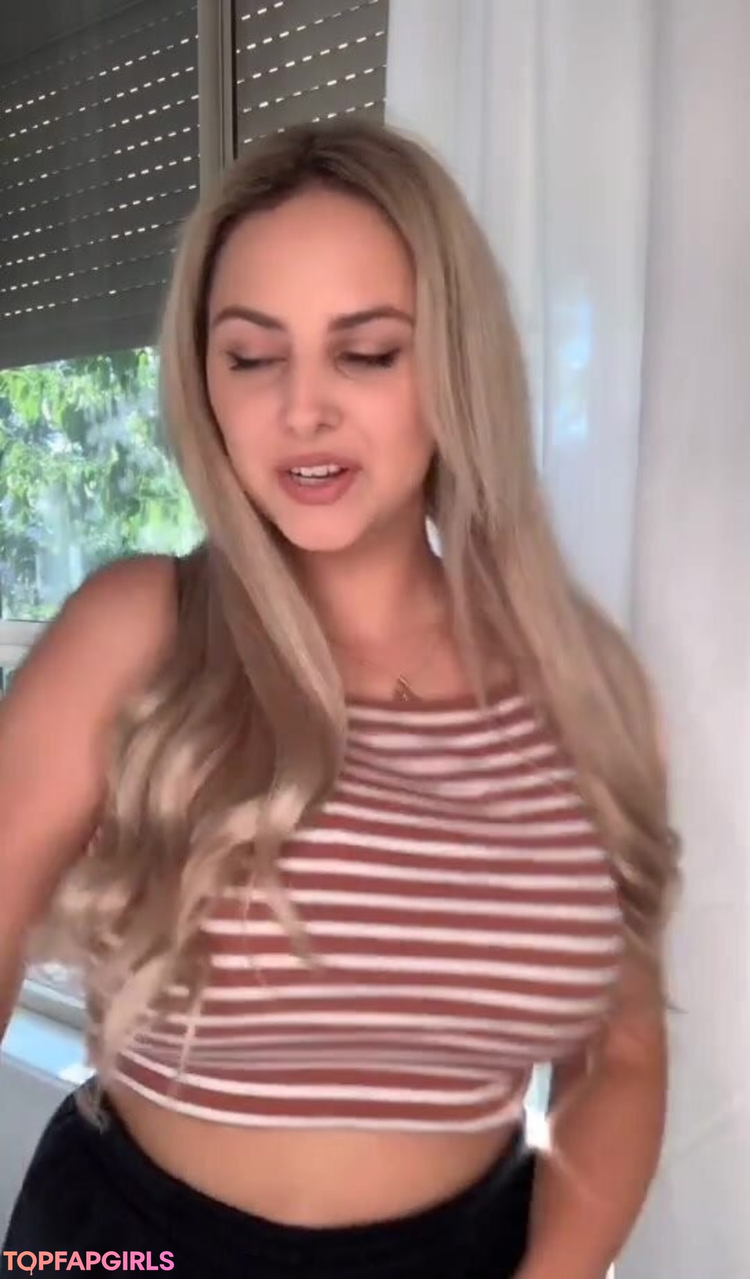RachelElizabeth free pornstar gallery