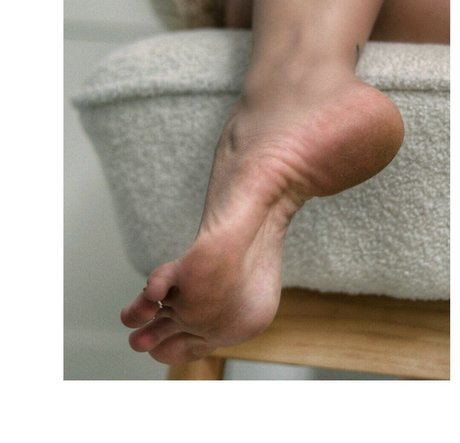 Mariefrenchgirlfeet nude star photo