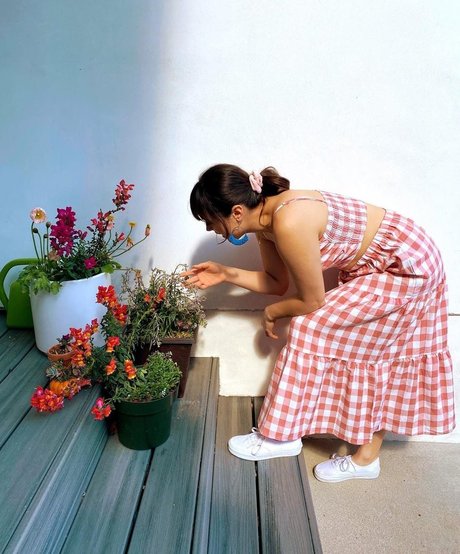 Hayley Orrantia star high quality archive