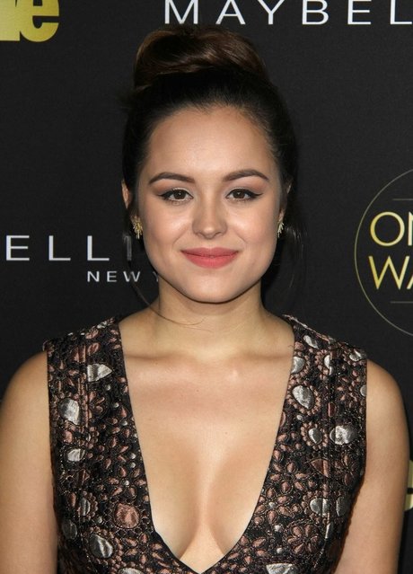 Hayley Orrantia pornstar pics