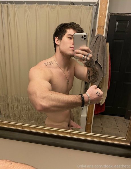 deek aesthetic pornstar naked images