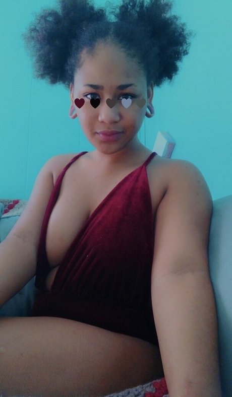 spicybeantv nude model archive