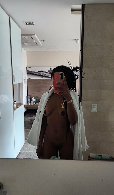 Lucyakerner nudes star pic