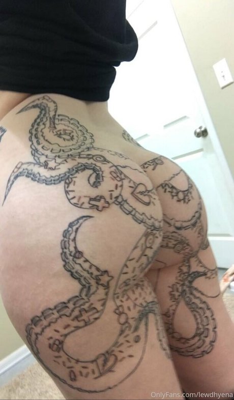 lewdhyena perfect star galleries