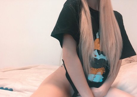 adrianabanana420 pornographic actress picture