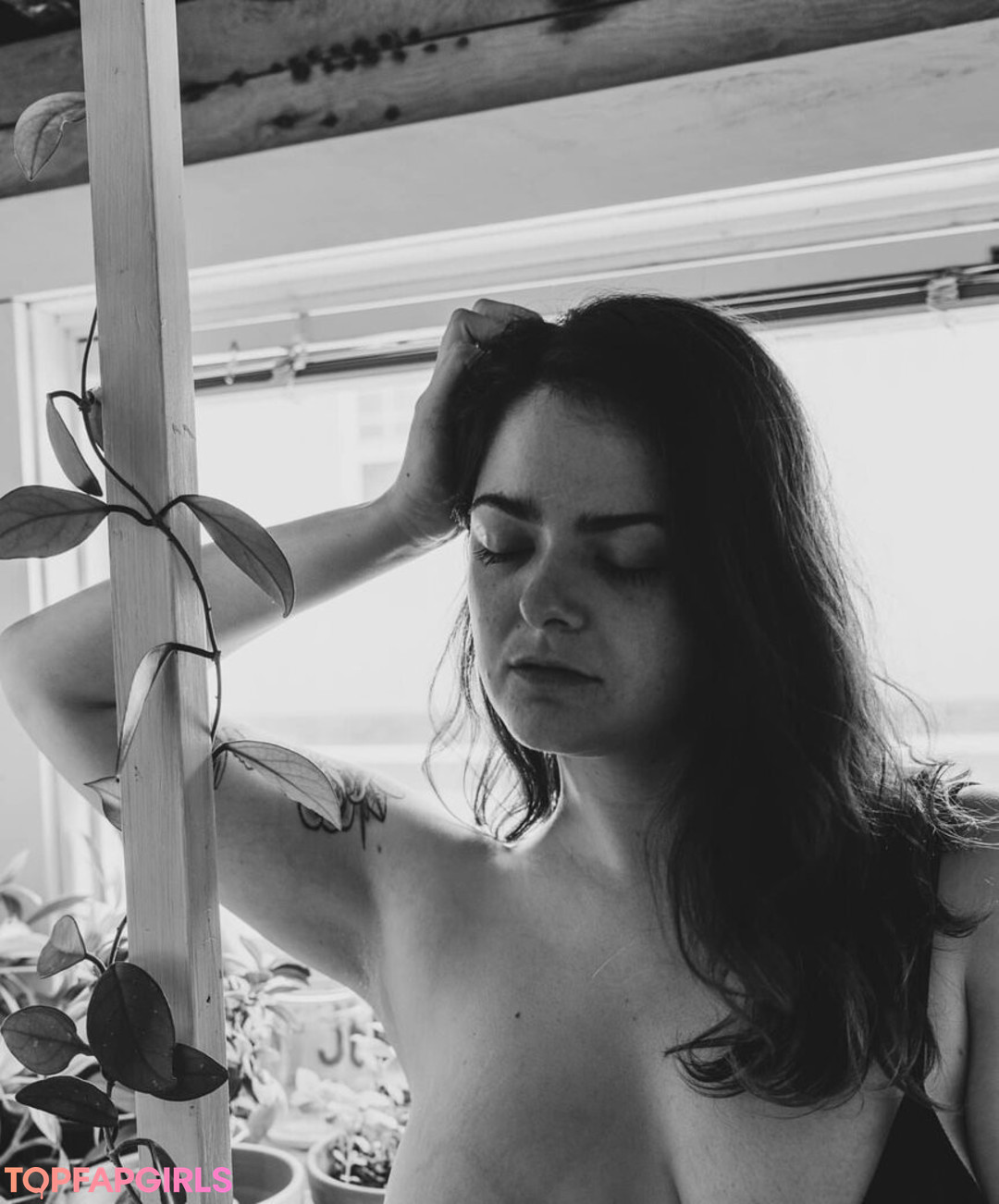 SarahCJB naked actress photo