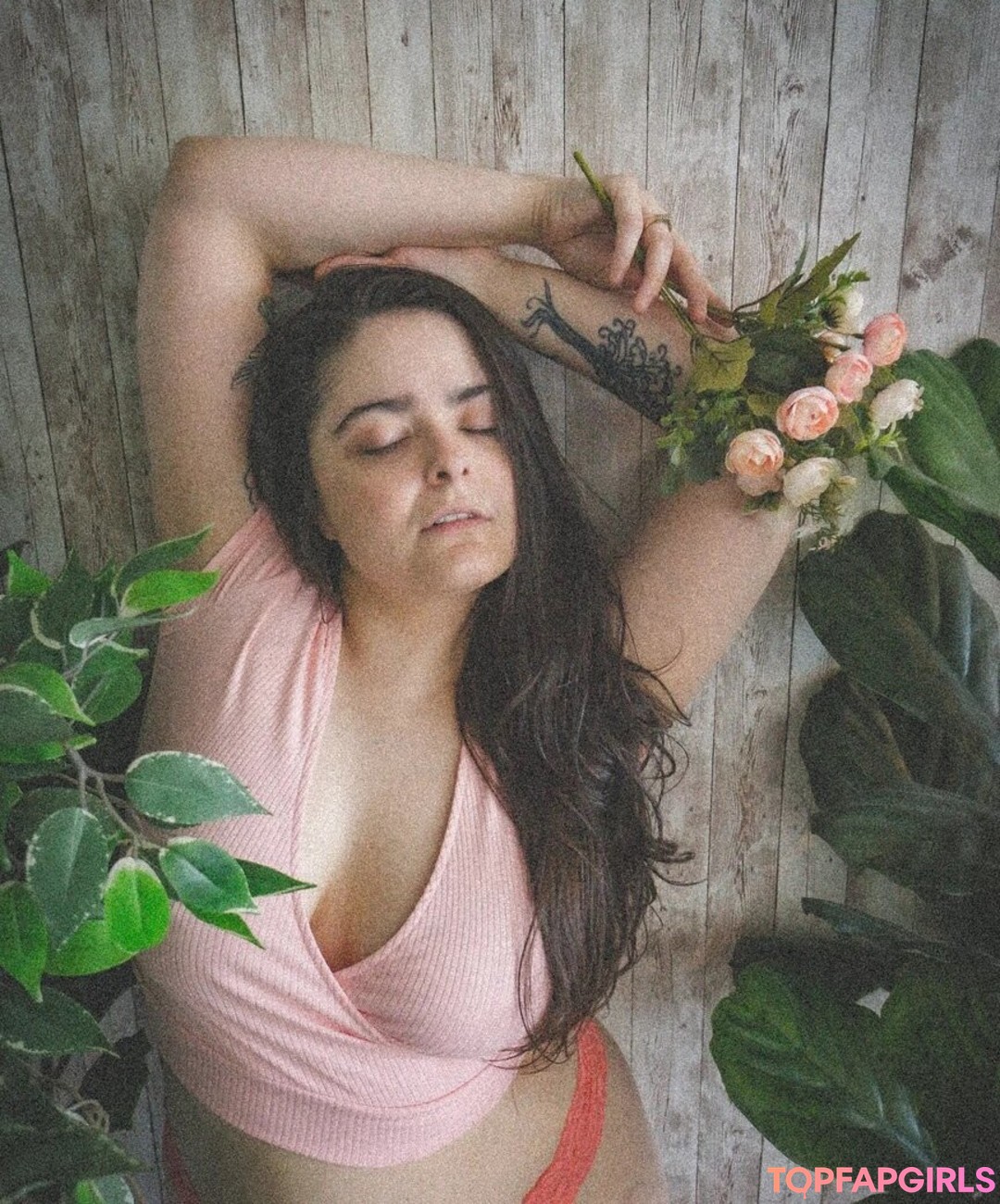 SarahCJB hot model images
