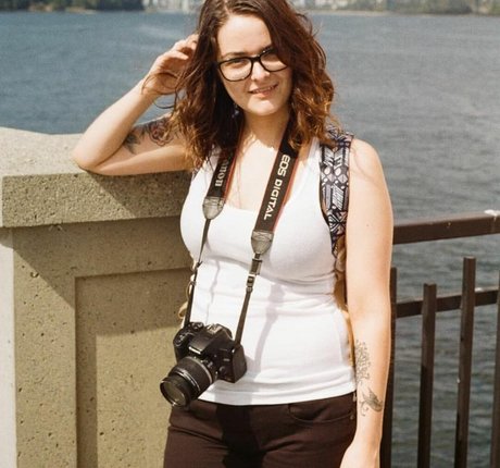 SarahCJB nude actress gallery