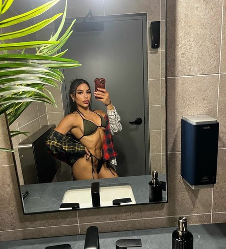 Keahla White porn star gallery