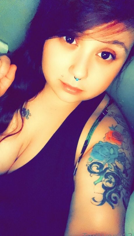 torilynnx13 pornstar adult image